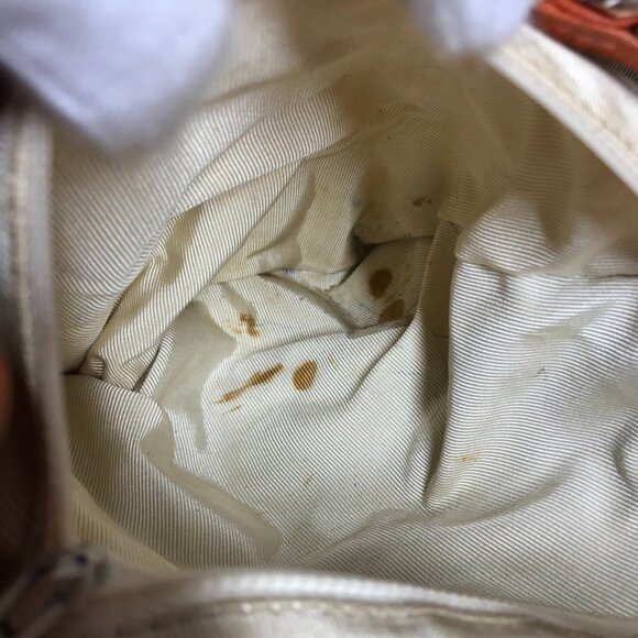 CHANEL Orange Caviar Leather Shoulder Bag - Picture 12 of 14